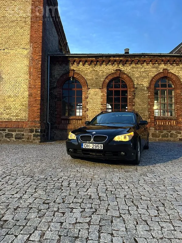 BMW Pārdod labu auto. Sēdies un brauc.