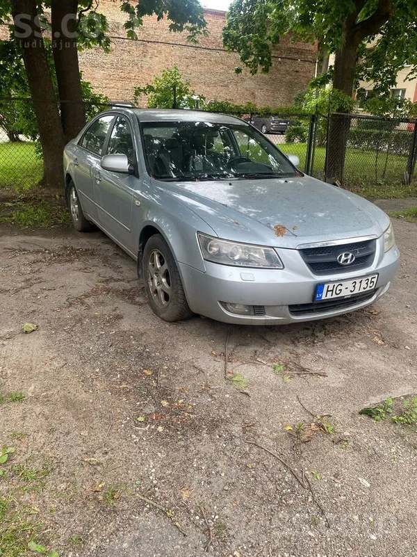 Hyundai Pārdodu mašīnu. Šobrīd netiek izmantota. Labi node