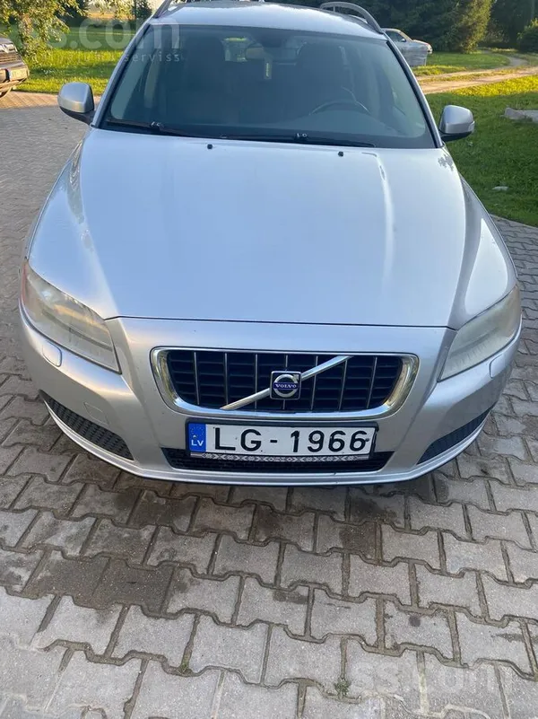 Volvo Pārdodu Volvo V70, 2.4 D 120kw, tehniski viss ok.