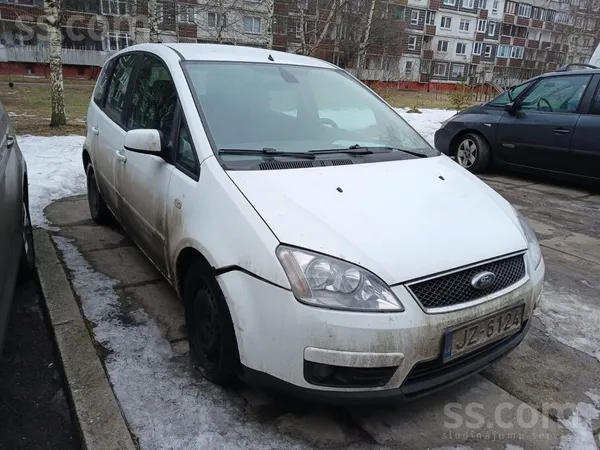 Īpašnieks pārdod automašīnu bez tehniskās apskates. Automašīna ir braucošā. 

Владелец продает автомобиль без технического ...
