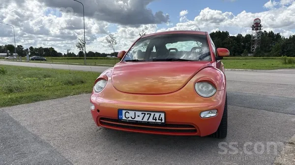 Volkswagen Volkswagen New Beetle 1999, 2.0 бензин Американско