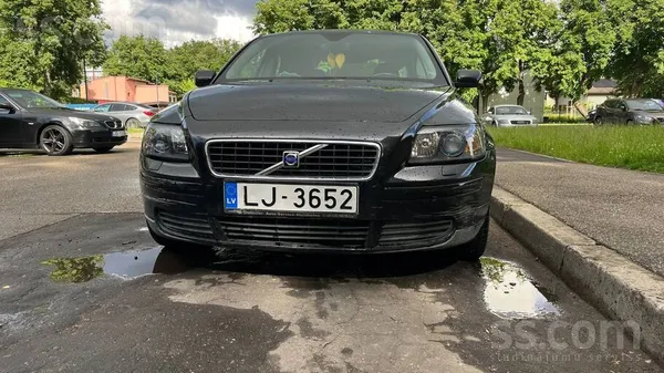 Volvo Продаю Вольво моего деда, находилось в его владени
