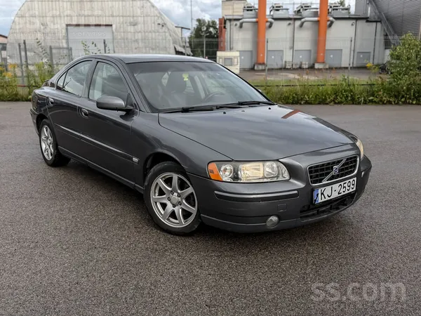 Volvo Volvo S60. D5. 120Kw. Manuals. Spararats negrab. T