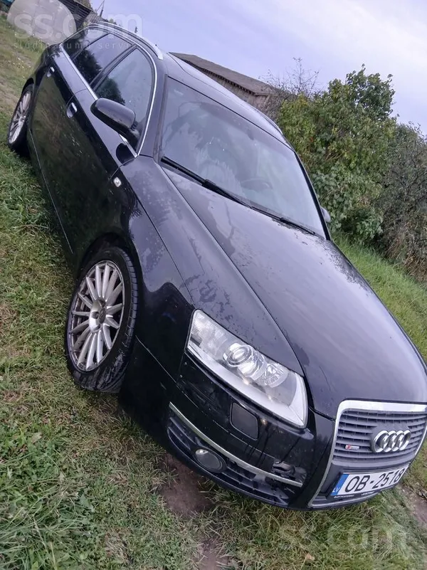Audi Pārdod auto ar motora defektu. Var arī rezerves da