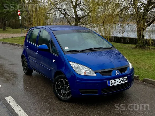 Mitsubishi Pārdodu savu Colt ar izdevīgu gada nodokli un tikk