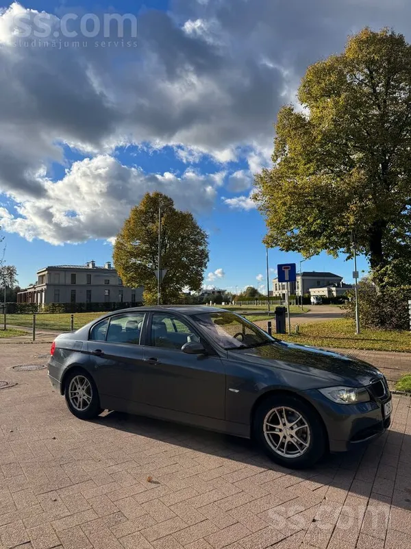 BMW Svaiga skate. 