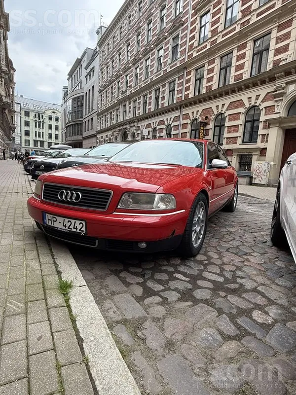 Audi Melns ādas Recaro sporta salons