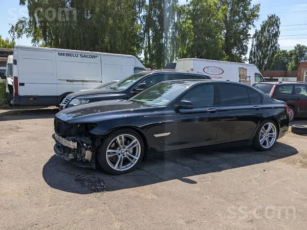 BMW Pārdod BMW 730. Detaļām, vai remontam. Pirms izlau