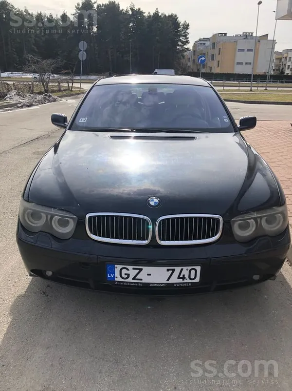 BMW Продаю BMW 740 2004, пробег 237800км, оригинальные