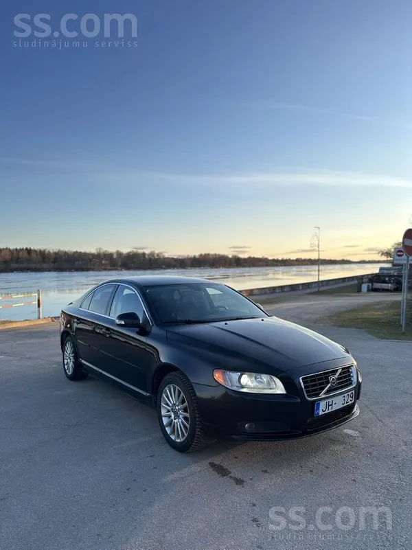 Volvo Pārdod uzticamu un labu volvo s80. Auto vienmēr bi