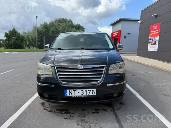 Chrysler Chrysler Grand Voyager “Limited” versija 2008.g 2.