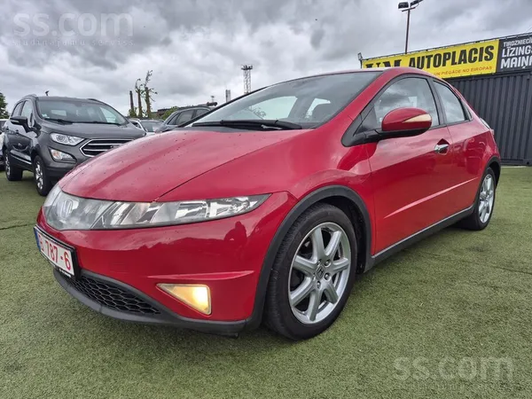 Honda Honda Civic No Francijas Latvijā nav lietota. 