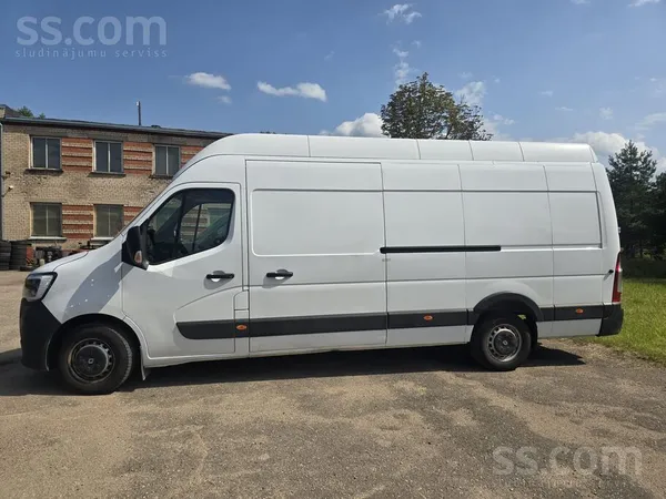 Renault L4H3 garā bāze, augstā, automašīna stradājusi Eiro