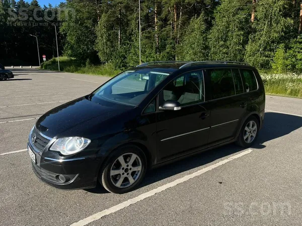 Volkswagen Pārdodu 2007. gada VW Touran 2.0 Tdi (125 kW). Aut