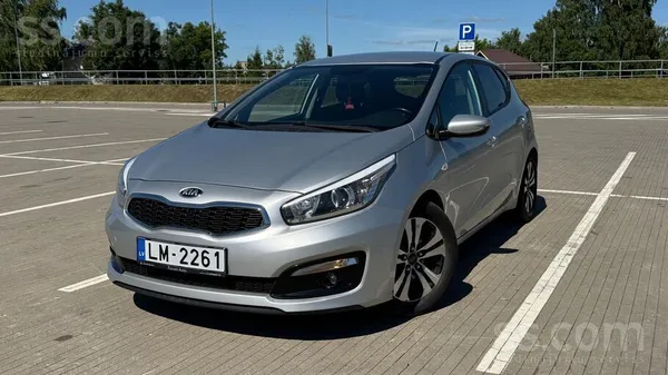 KIA Pārdodu Kia Ceed 1.6 dīzelis. Auto tika izmantots