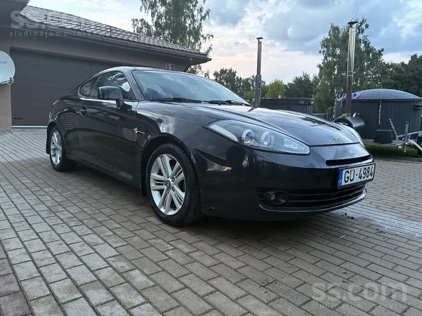 Hyundai Coupe - 1