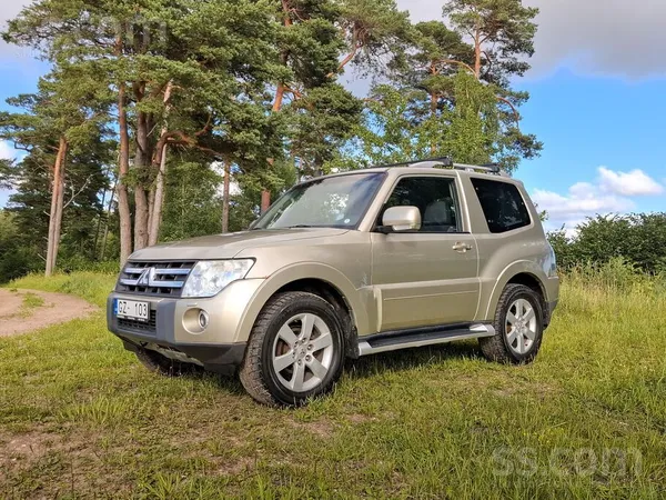 Mitsubishi Pārdodu uzticamu un jaudīgu apvidus auto – Mitsubi