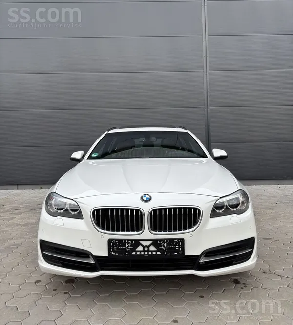 BMW BMW 530d F11 Lci M Sport 258 ZS Panorama Webasto C