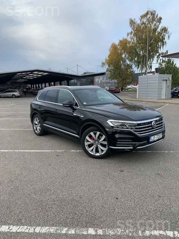 Volkswagen Automašīna ir teicamā vizuālā un tehniskā stāvoklī