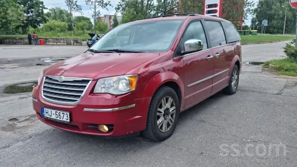 Chrysler Pārdod Chrysler Grand Voyager 2.8 crd.