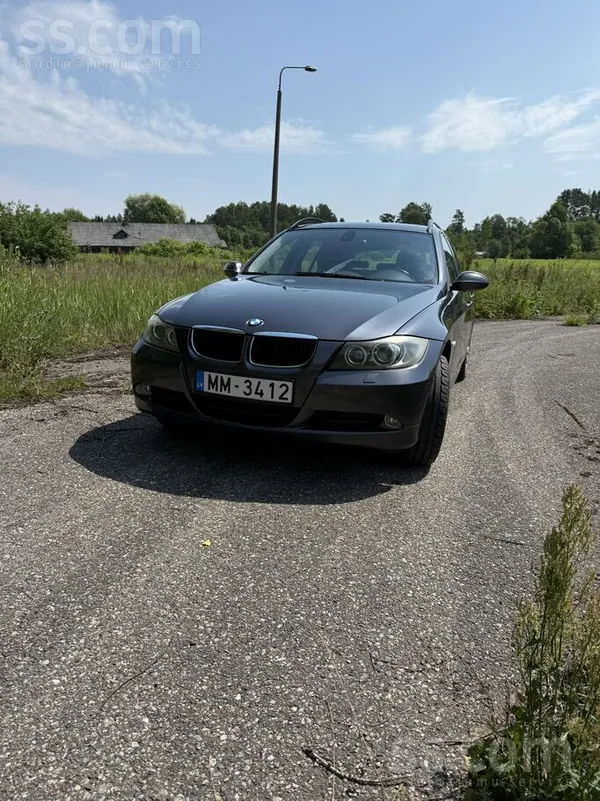BMW Pārdodu koptu un uzticamu BMW 318d Touring (E91),