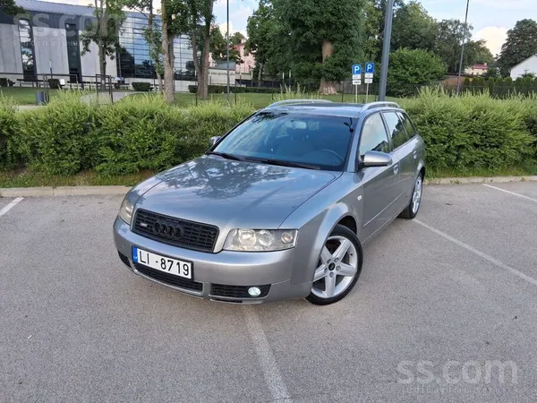Audi Pardod audi a4b6 2004.gada