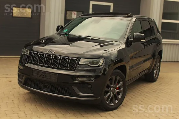 Jeep Grand Cherokee. 
Pilna servisa vēsture. 

Komplektācija:
- Srt moto