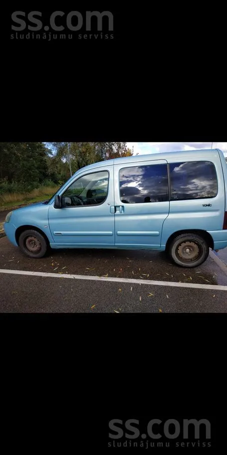 Citroen Pārdodu ietilpīgu Citroen Berlingo 2003 gada 1, 6 