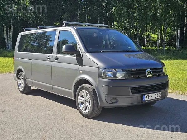 Volkswagen Pārdodu VW Caravelle busiņu. Garā bāze. Oriğināli 