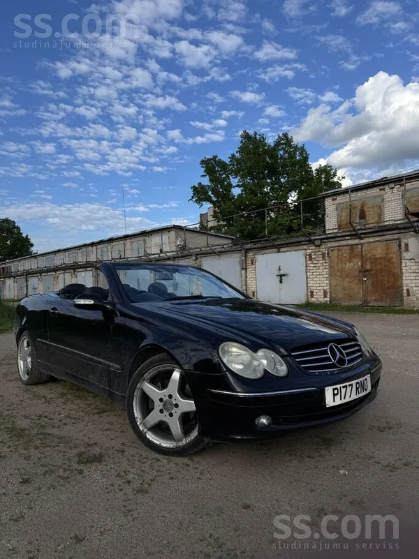 Mercedes Pārdodu Mercedes Clk Kabrio v6 2.6 benzins. Ātrumk