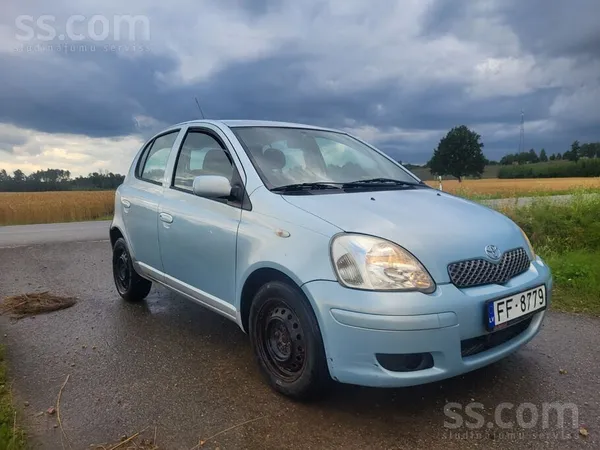Toyota Pārdodu savu pagaidu auto - 2004 Toyota Yaris Tikk