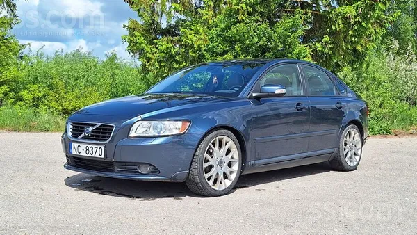 Volvo Sīkāka informācija zvanot. ...