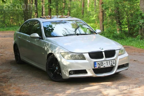 BMW Pārdodu sudraba pelēku BMW 320d 2006 gada ar uztic
