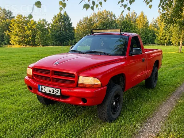 Dodge Dakota - 1