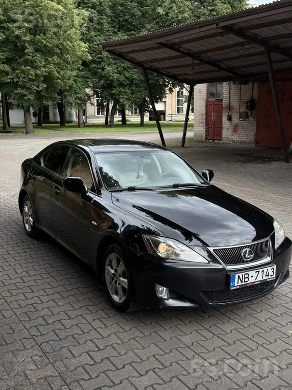 Ğimenes papildinājuma dēļ, pārdodu Lexus IS. 
Mašīna ļoti forša, tehniskais