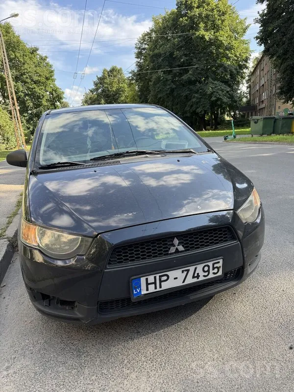 Mitsubishi Virsraksts: Mitsubishi Colt (2009) – Tikko izieta 