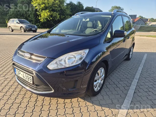 Ford Tikko no Vācijas ievests Ford C-Max Grand, 2012.ga