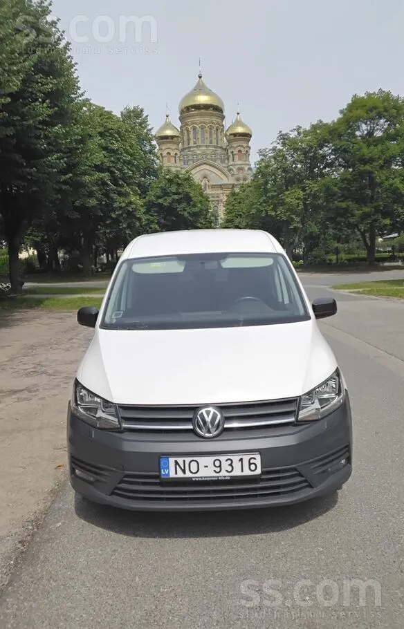 Volkswagen Caddy maxi 2.0tdi 75kw , automats dsg. 
