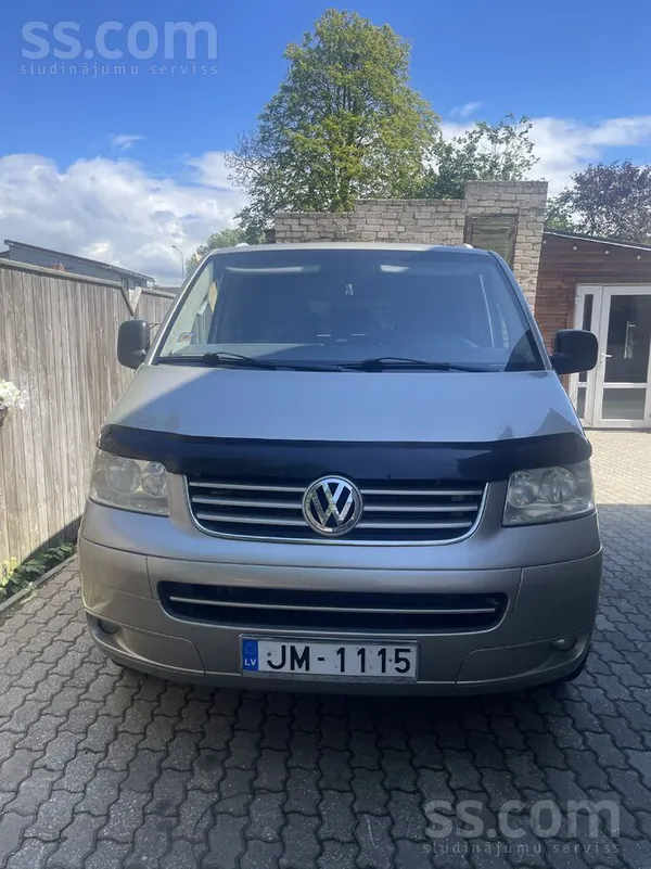Volkswagen Komplektā iekļautas ziemas riepas ar radzēm ...