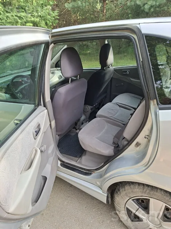 Nissan Pārdodu ļoti labu un izcilu ģimenes auto Nissan Al