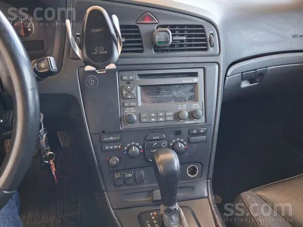 Volvo Pārdodu volvo s60 2.4 dīzelis