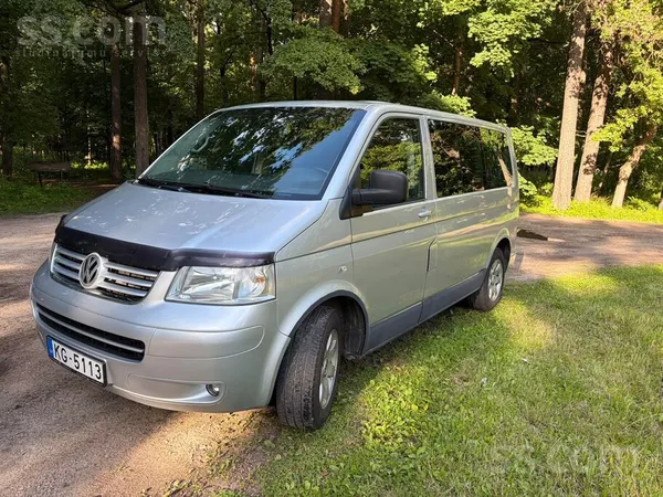 Volkswagen Pārdodu ģimenisku, kā arī darbam VW Caravelle T5 a