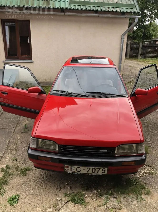 Mazda Viens no autiniem kuru ielas vairs neredz. 