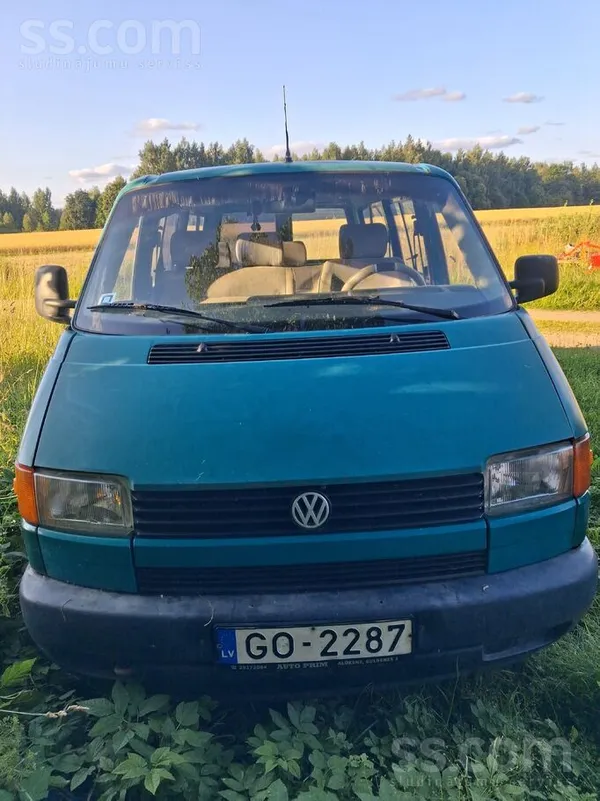Volkswagen Pārdodu VW T4 pasažieru busu – 1.9 Tdi