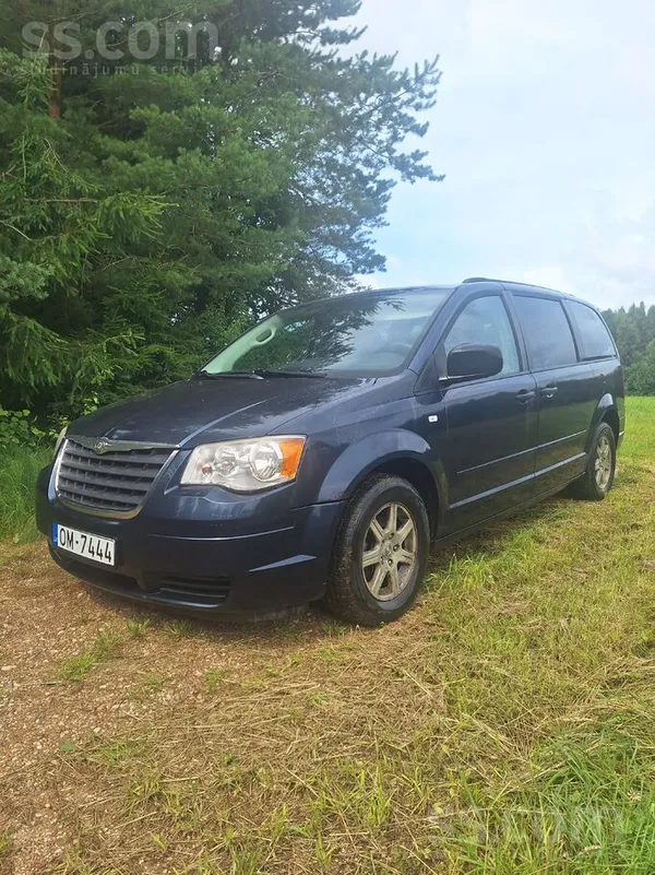 Chrysler Pārdodu Chrysler Grand Voyager 2.8 Crd
