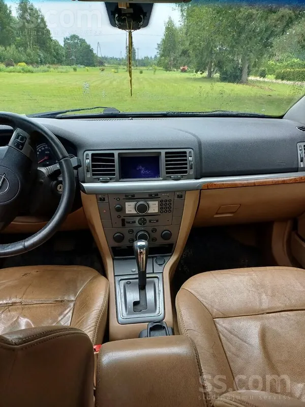 Opel Steidzami pārdodu automašīnu. Sīkāk zvanot pa tele