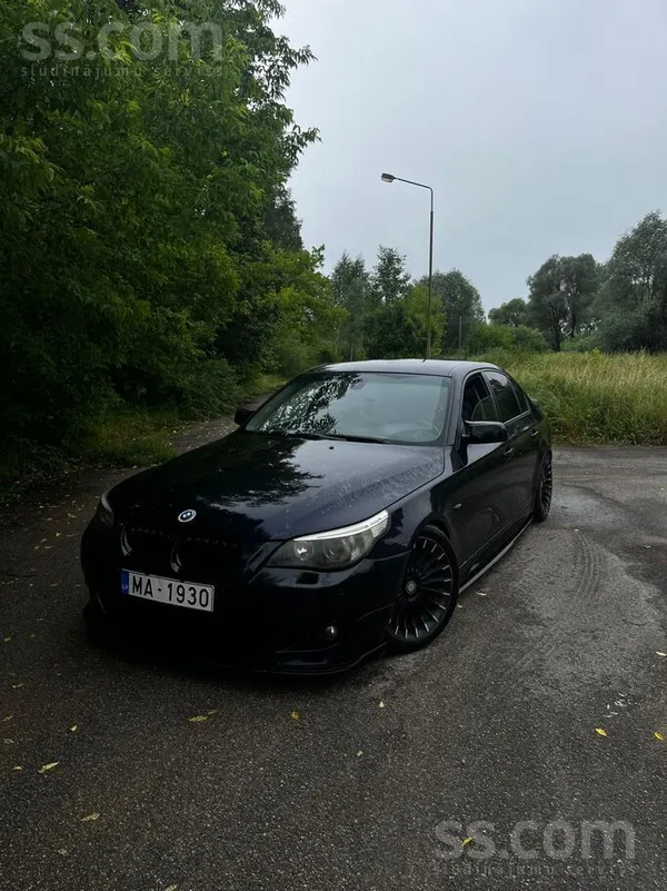 BMW Īsuma par auto, coiloveri, downpipe, carplay/andro