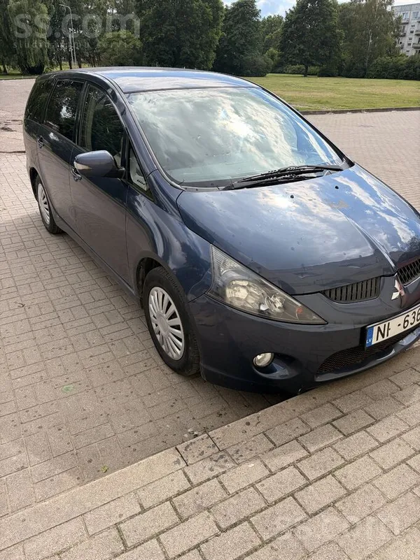 Mitsubishi Mitsubishi Grandis 2004.gada, 2.4l benzīns, manuāl