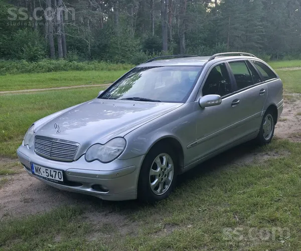 Mercedes Tikko izieta jauna tehniskā apskate. 