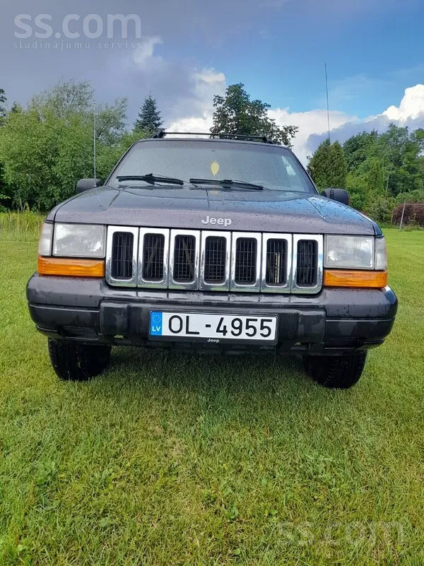 Jeep Pārdodu Jeep no Itālijas , ar 2, 5dīzeļa motoru, l